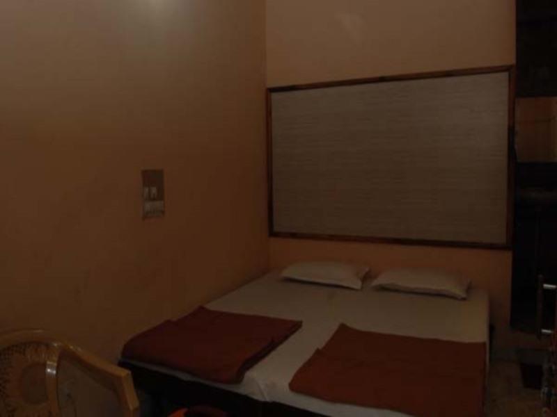 Hotel Yatri Udajpur Exteriér fotografie